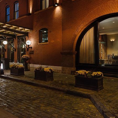 The Charmant Hotel La Crosse Esterno foto
